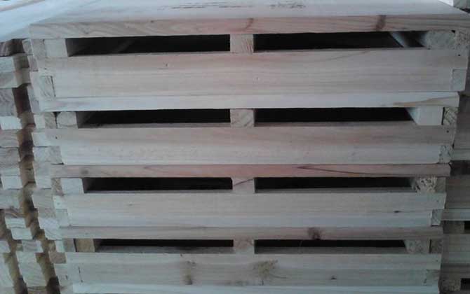 蜂箱為什么要蓋覆布? 蜂箱