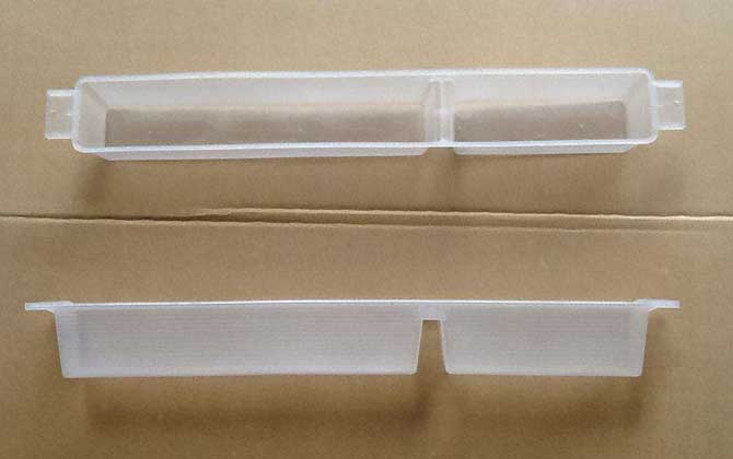 養(yǎng)蜂不僅要技術(shù),還要養(yǎng)蜂工具,這些工具可使蜜蜂養(yǎng)殖事半功倍! 飼喂器