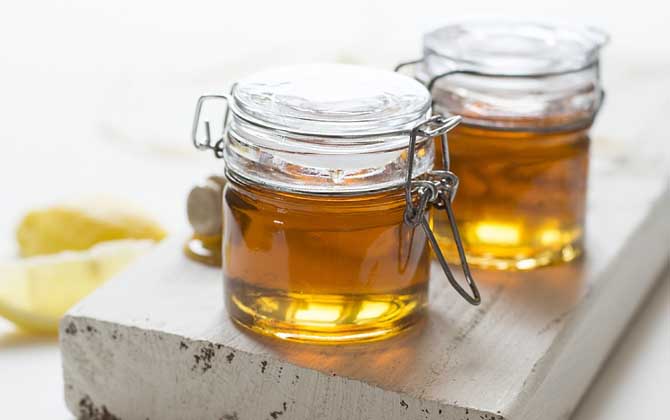 蜂蜜水的作用與功效有哪些?經常喝杯蜂蜜水,這8個好處跑不了! 蜂蜜