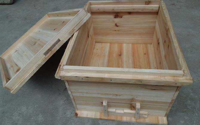 養(yǎng)蜂工具有哪些?不只有蜂箱,使用這些工具,養(yǎng)蜂方能得心應(yīng)手! 蜂箱