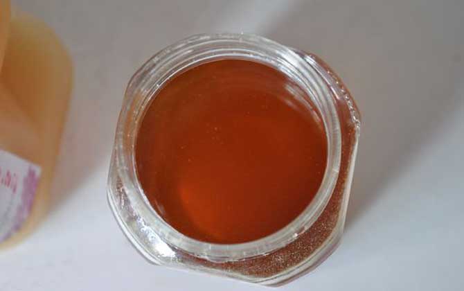 女人吃蜂蜜的好處有哪些?女人經(jīng)常喝蜂蜜,這7個(gè)好處跑不了! 蜂蜜