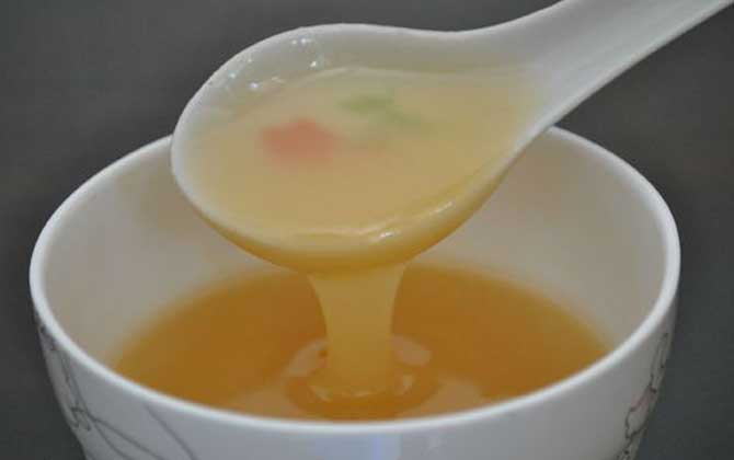 女性千萬不要亂吃蜂蜜,不但要注意禁忌人群,喝法也必須要正確! 蜂蜜