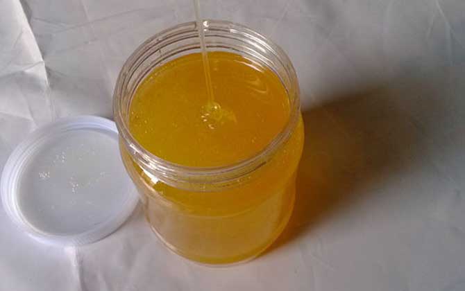 生姜蜂蜜水有什么功效?不但能美容養顏,對緩解痛經也極為有效! 蜂蜜