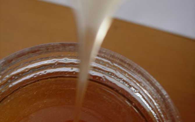 紫云英蜂蜜價(jià)格多少錢一斤? 紫云英蜂蜜