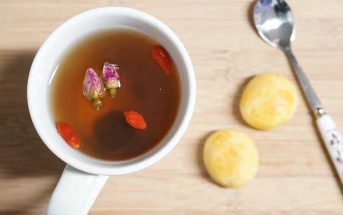 蜂蜜枸杞茶的功效及簡單做法 蜂蜜枸杞茶