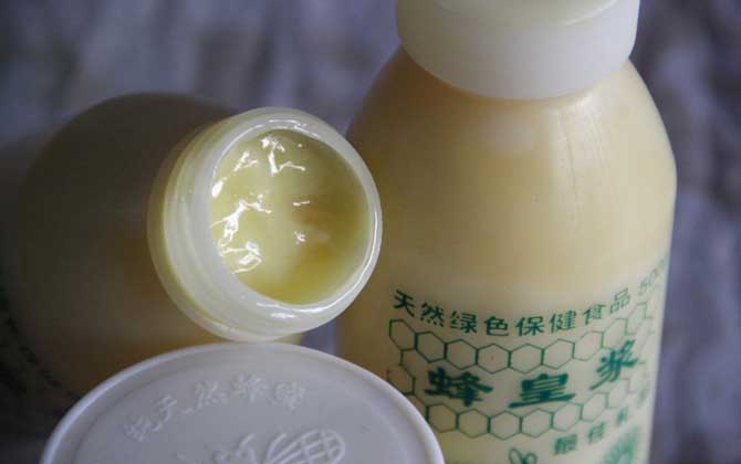 蜂王漿的美容功效及使用方法 蜂王漿