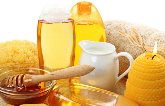 新收的蜜蜂要喂糖幾天(新手蜜蜂要喂幾天糖水) 新收的蜜蜂要喂糖幾天(新手蜜蜂要喂幾天糖水)