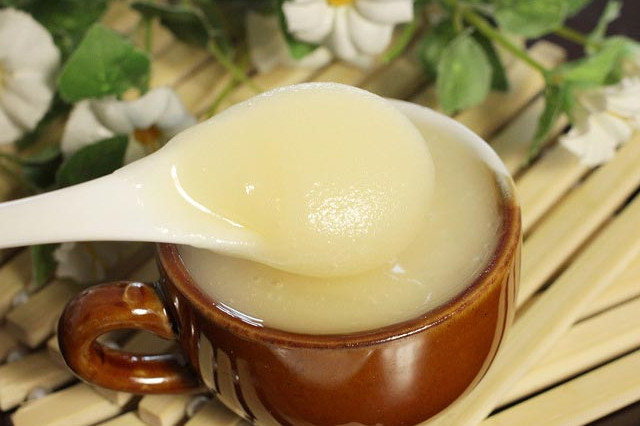 什么是椴樹蜜(椴樹蜜的特點) 什么是椴樹蜜(椴樹蜜的特點)