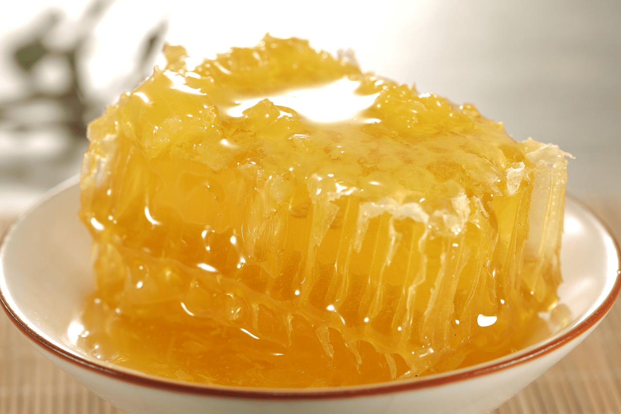 杜英花天熱流蜜嗎（一天中杜英什么時候流蜜）