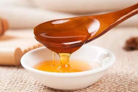 蜜蜂反復(fù)逃跑是蜂王不在嗎(蜜蜂一逃再逃,原因無非3個(gè)) 蜜蜂反復(fù)逃跑是蜂王不在嗎(蜜蜂一逃再逃,原因無非3個(gè))