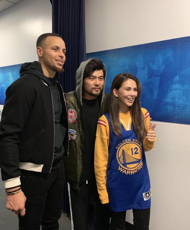 周杰倫攜昆凌巴黎觀戰梅西球賽,賽前播放《Mojoto》周董直呼驚喜 周杰倫攜昆凌巴黎觀戰梅西球賽,賽前播放《Mojoto》周董直呼驚喜