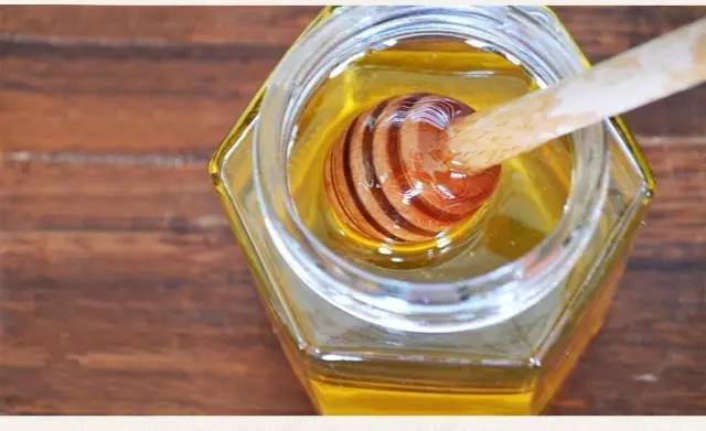 意蜂荊條流蜜期控制雙王分蜂熱(流蜜期如何防止分蜂熱) 意蜂荊條流蜜期控制雙王分蜂熱(流蜜期如何防止分蜂熱)