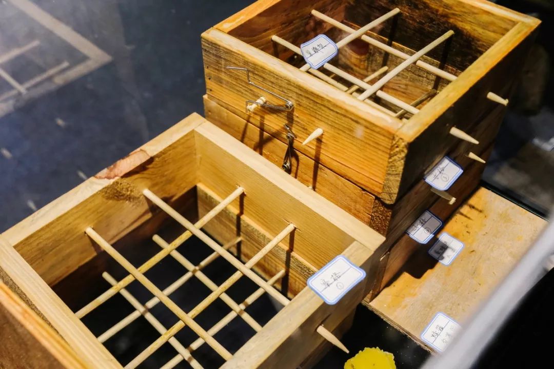 蜜蜂蜂群如何避免春寒(蜜蜂蜂群春季管理方案) 蜜蜂蜂群如何避免春寒(蜜蜂蜂群春季管理方案)