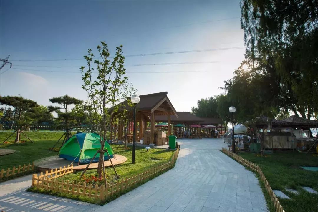 國內有哪些海邊可以露營看星星的地方推薦 有篝火、有星空!山東私藏的這些自駕露營地景美人少,現在就出發!