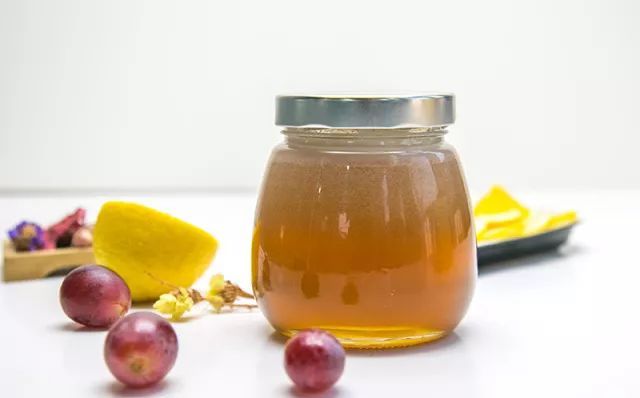 枇杷蜜跟枇杷膏一樣嗎(枇杷蜜和枇杷膏的區別) 枇杷蜜跟枇杷膏一樣嗎(枇杷蜜和枇杷膏的區別)