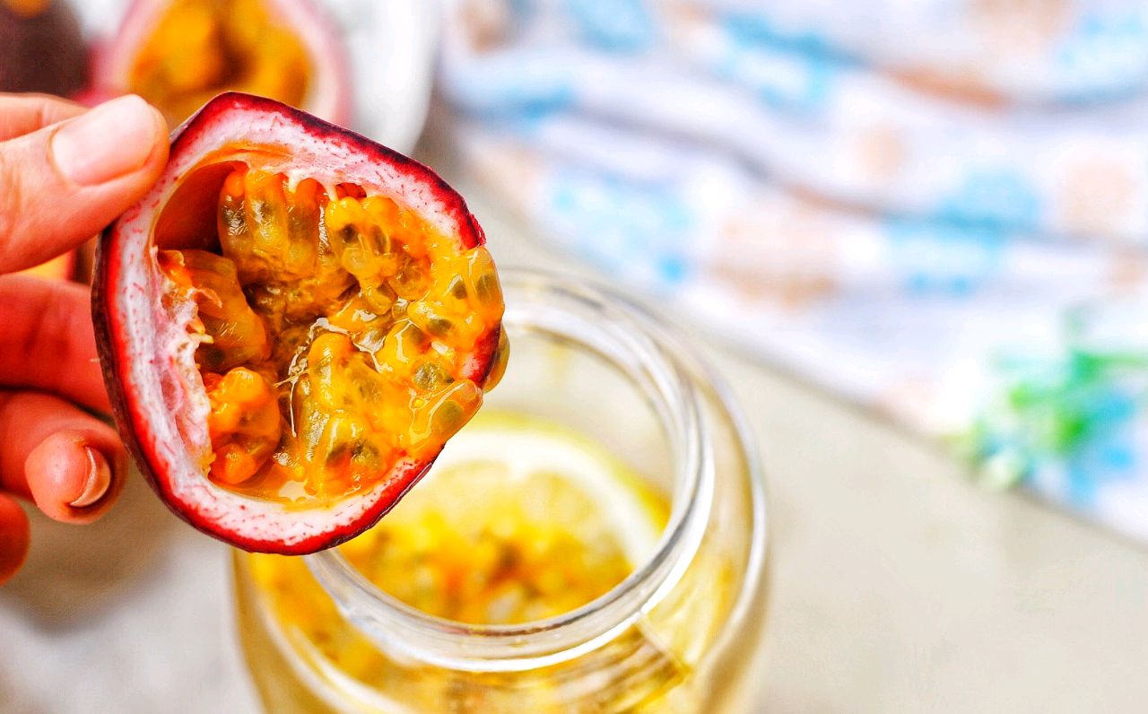 檸檬百香果蜂蜜怎么做(百香果檸檬蜂蜜制作方法竅門) 檸檬百香果蜂蜜怎么做(百香果檸檬蜂蜜制作方法竅門)