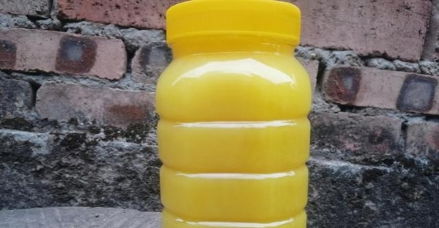 蜜蜂取蜜什么時候最好(養蜂什么時候可以取蜜) 蜜蜂什么時候取蜜最好?取蜜的3種常用方法,每種方法的利與弊