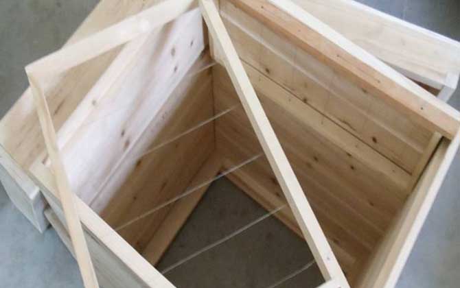 養土蜂什么蜂箱最好(土養蜜蜂用什么蜂箱) 養土蜂什么蜂箱最好(土養蜜蜂用什么蜂箱)