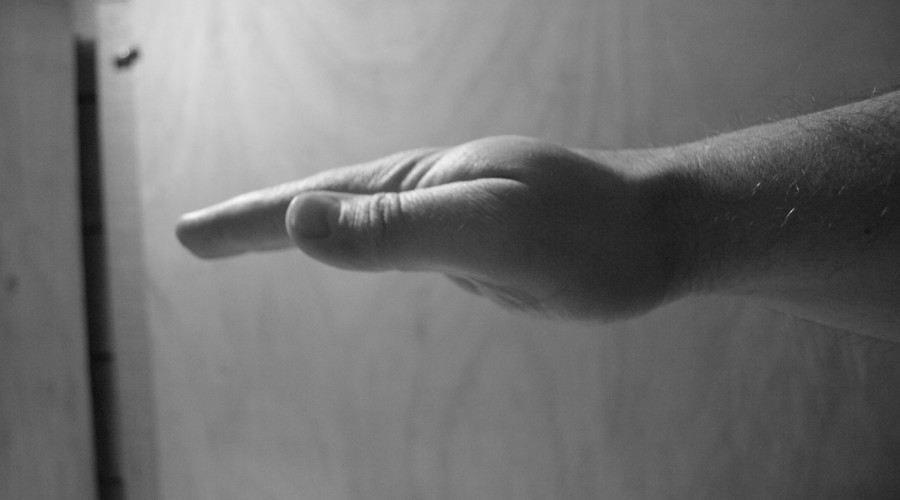 讓馬蜂蟄了最佳消腫法（最快消腫止痛止癢方法）