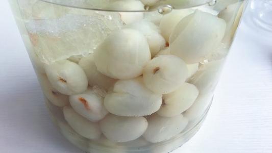 男性喝龍眼蜜還是荔枝蜜好(龍眼蜜和荔枝蜜的功效) 男性喝龍眼蜜還是荔枝蜜好(龍眼蜜和荔枝蜜的功效)