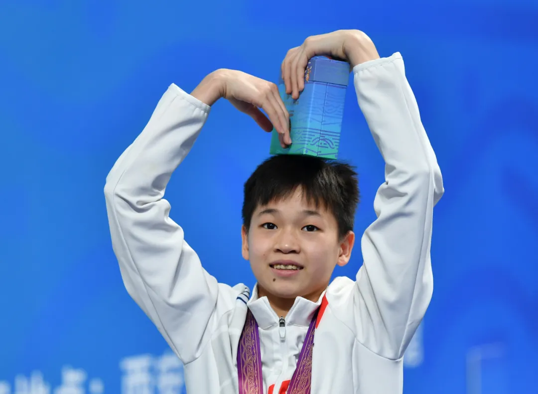 祝賀!全紅嬋10米臺(tái)摘金 祝賀!全紅嬋10米臺(tái)摘金