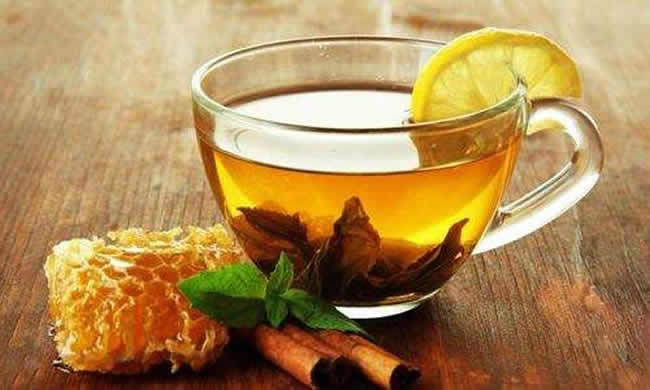 【蜜蜂知識】蜂蜜水的正確喝法及最佳時間 【蜜蜂知識】蜂蜜水的正確喝法及最佳時間