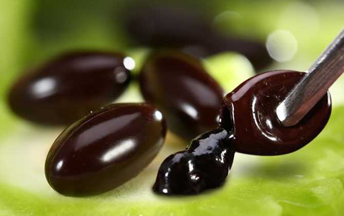 蜂膠膠囊是騙局嗎?不一定都是騙局,但效果被有意的神話了!